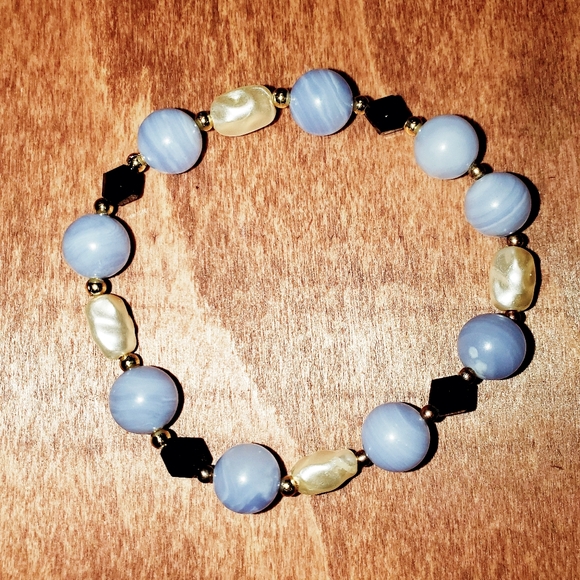 Jewelry - Beautiful Purple, White & Black Beaded Bracelet